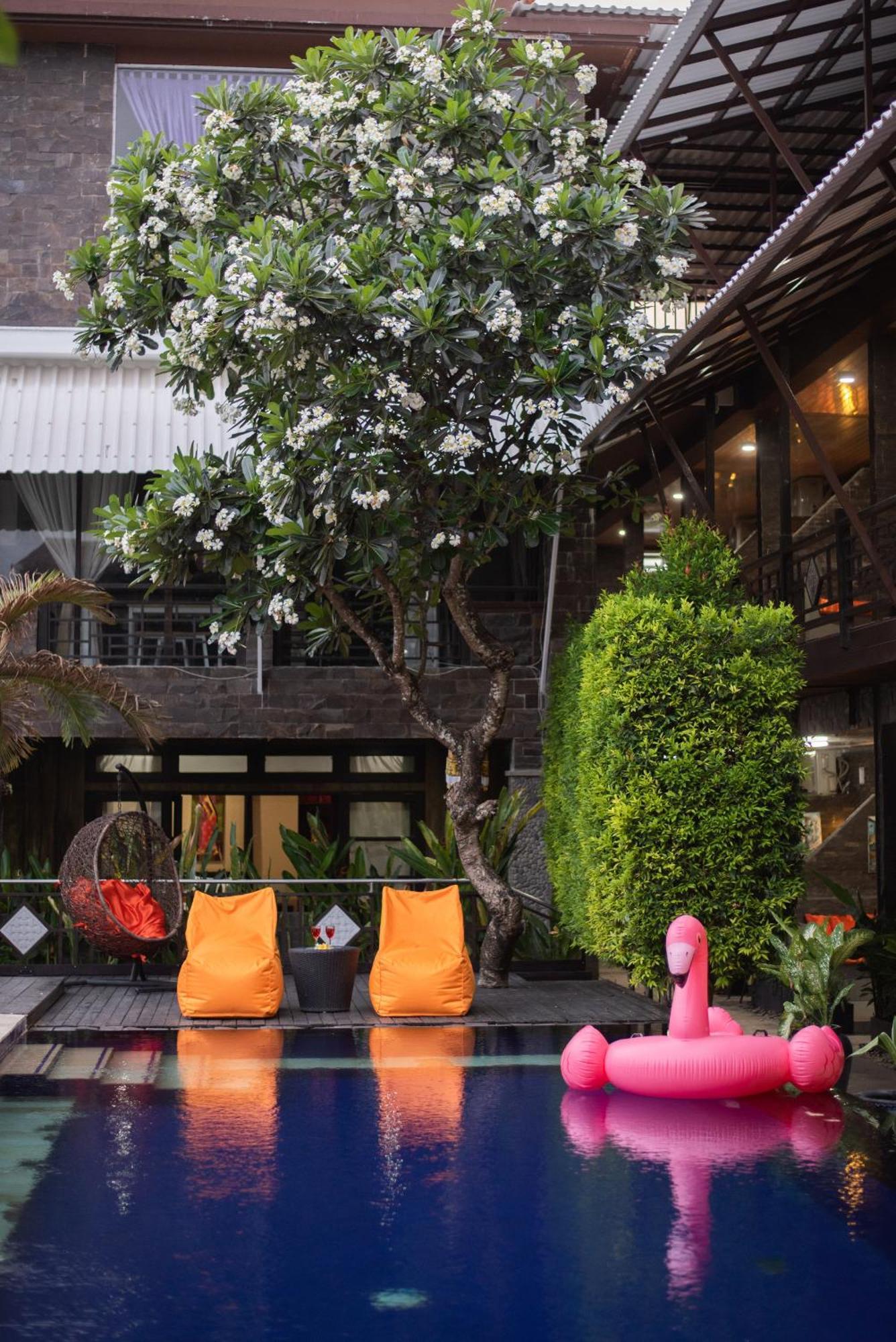 L'Amore Hotel Seminyak エクステリア 写真